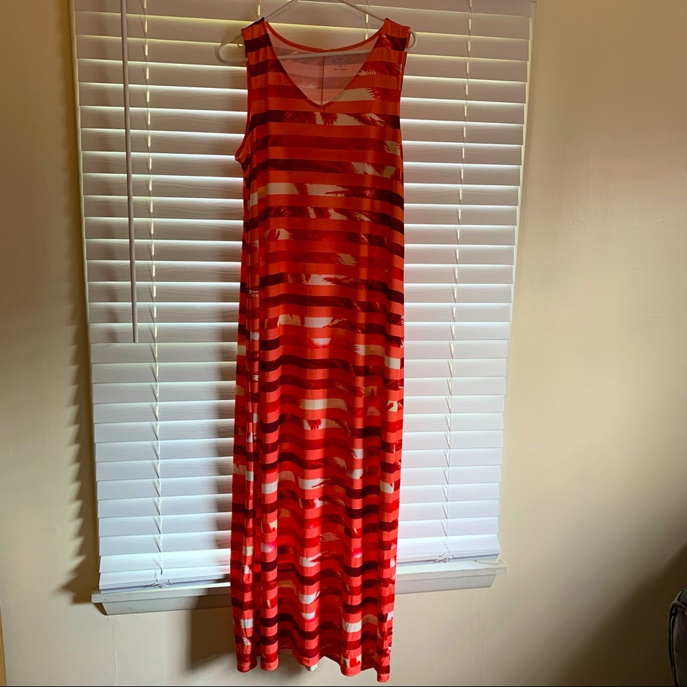 Apt.9 Summer Dress Sleeveless V neck